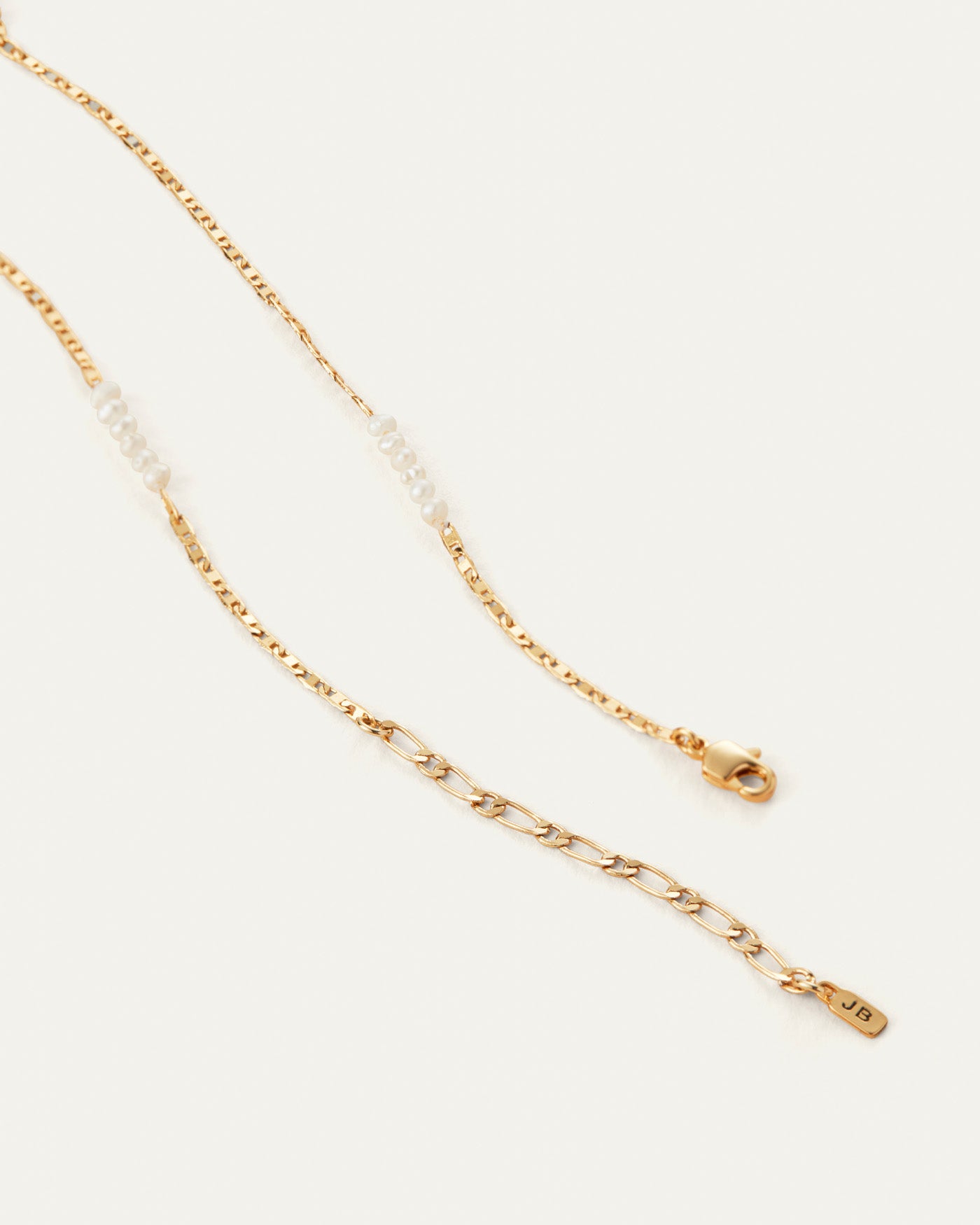 Delphine Chain