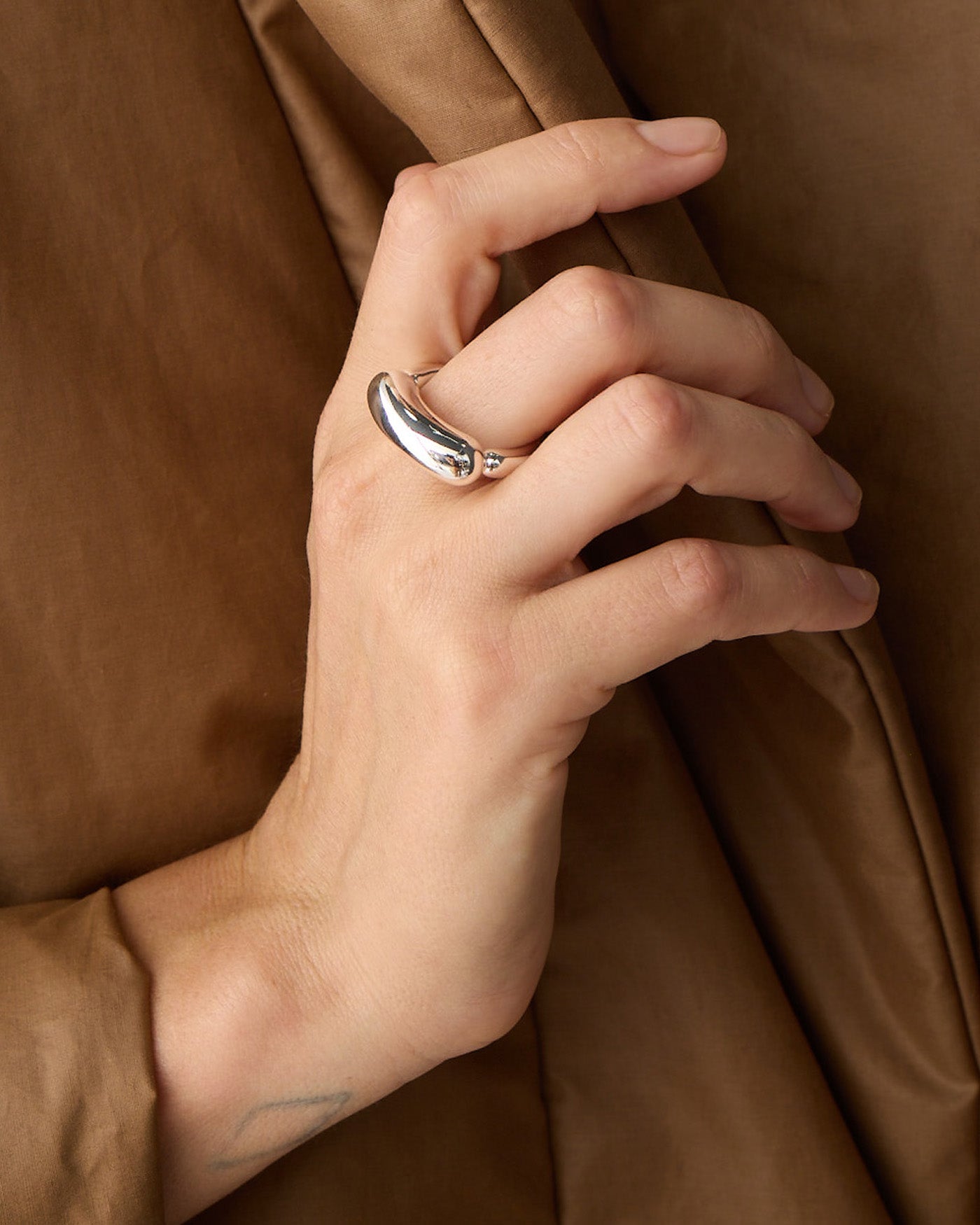 Izabella Ring