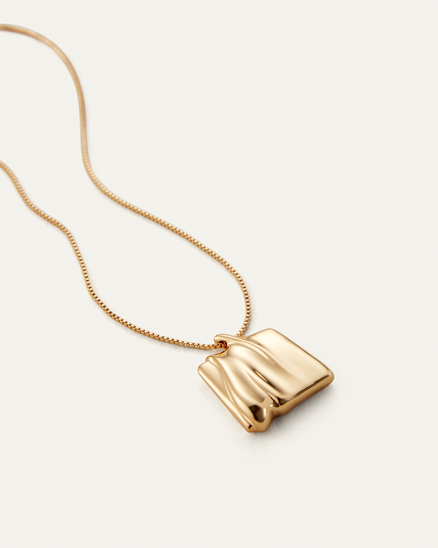 Small Sundra Pendant Necklace