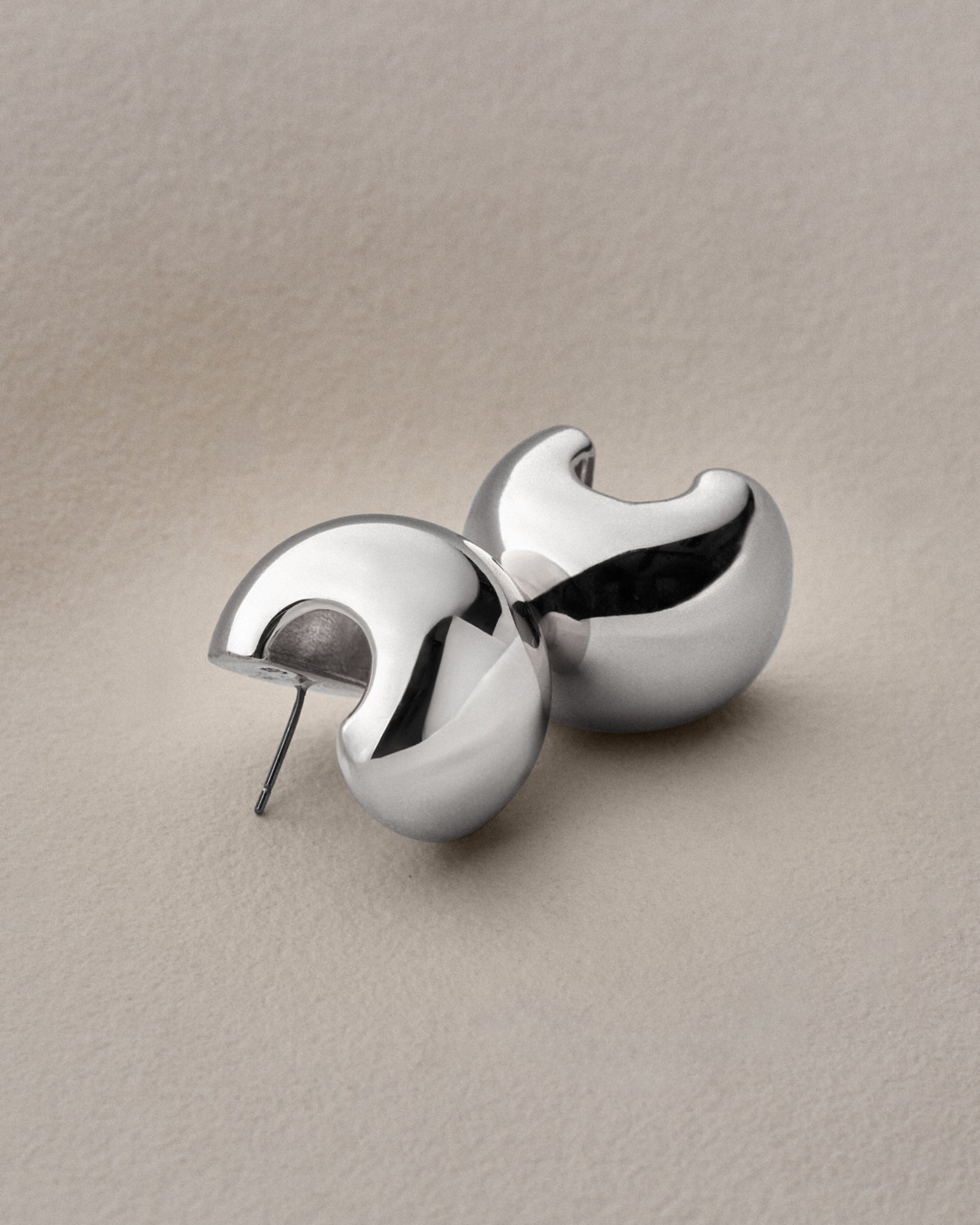 Gemma Hoops | Silver Wide Hoop Earrings | JENNY BIRD