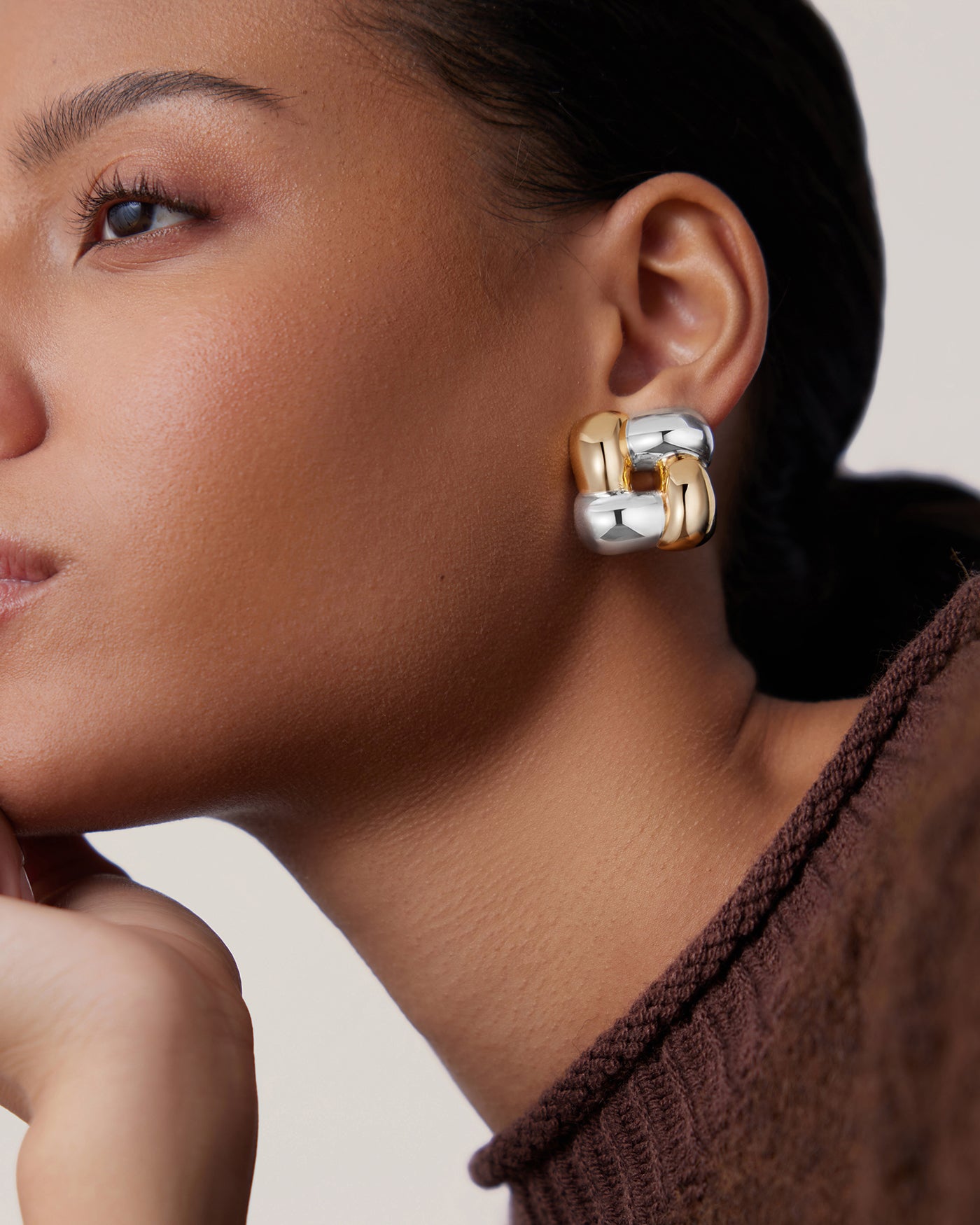 Medium Woven Square Earrings