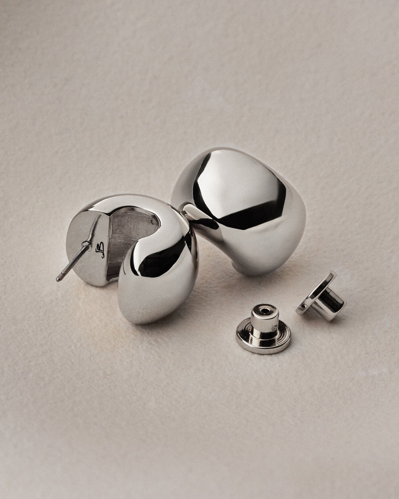 Small Gemma Hoop Earrings