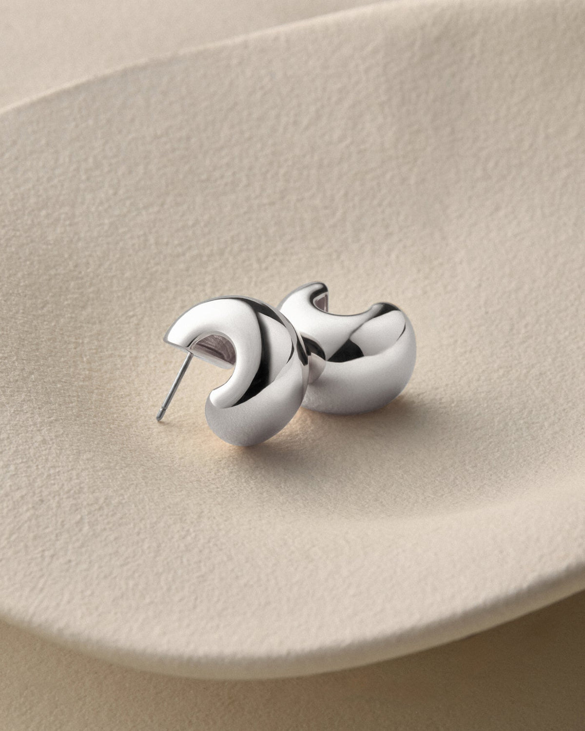 Small Gemma Hoop Earrings