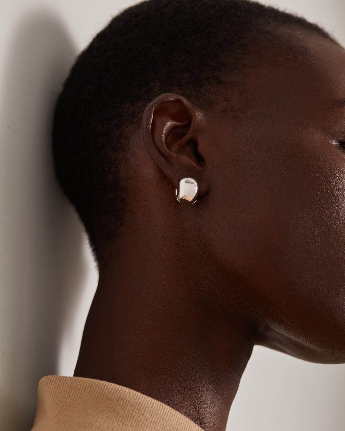 Mini Gemma Hoop Earrings