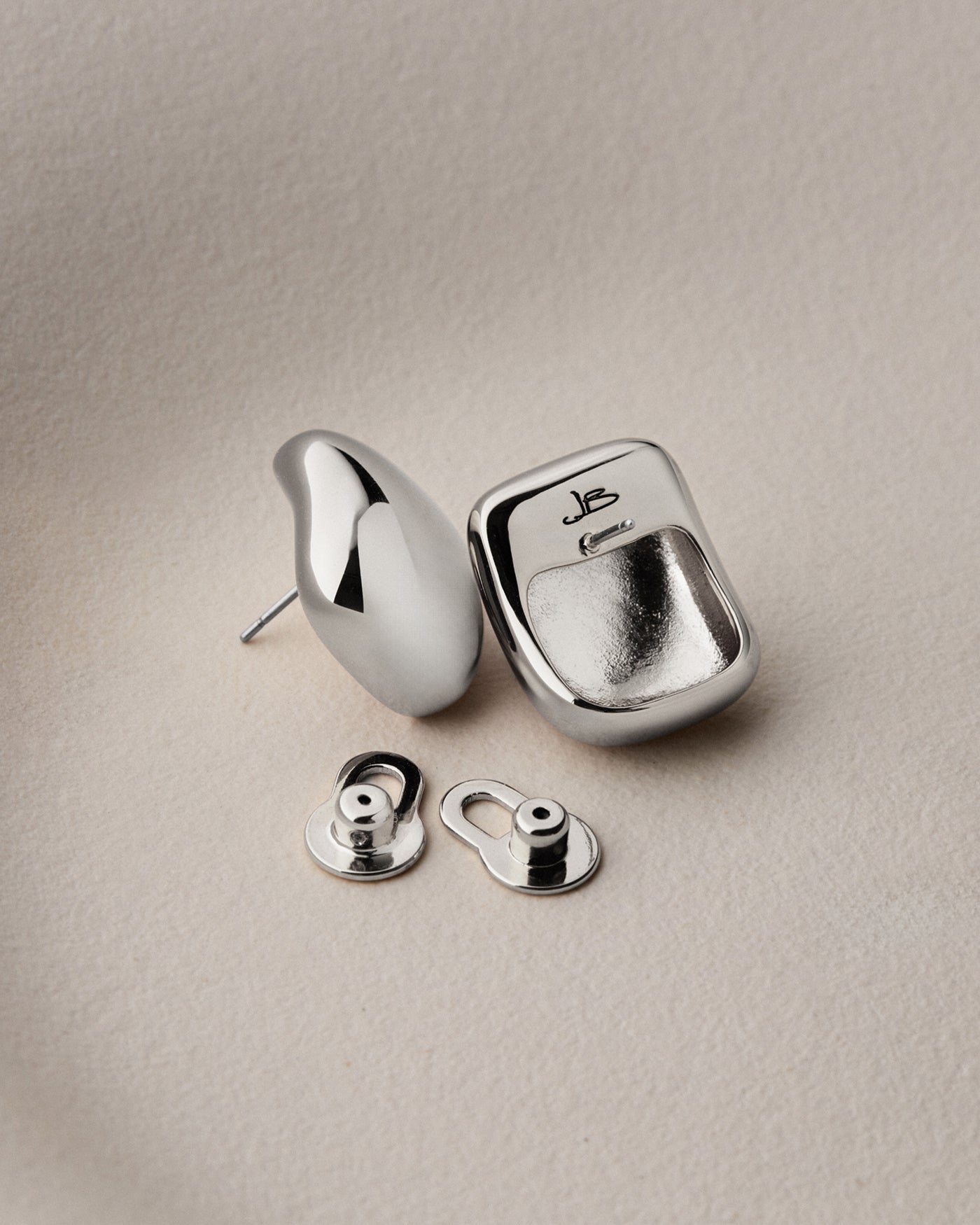 Small Tate Earrings