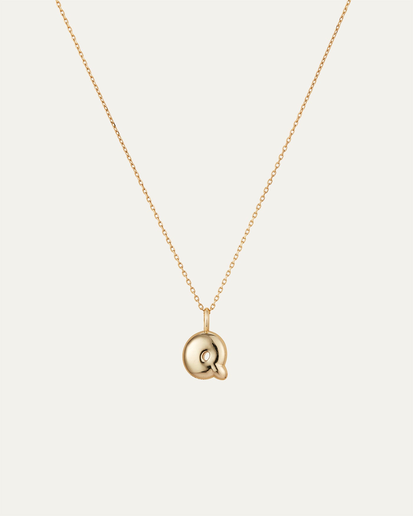 14K Gold Bubble Letter Necklace - Q