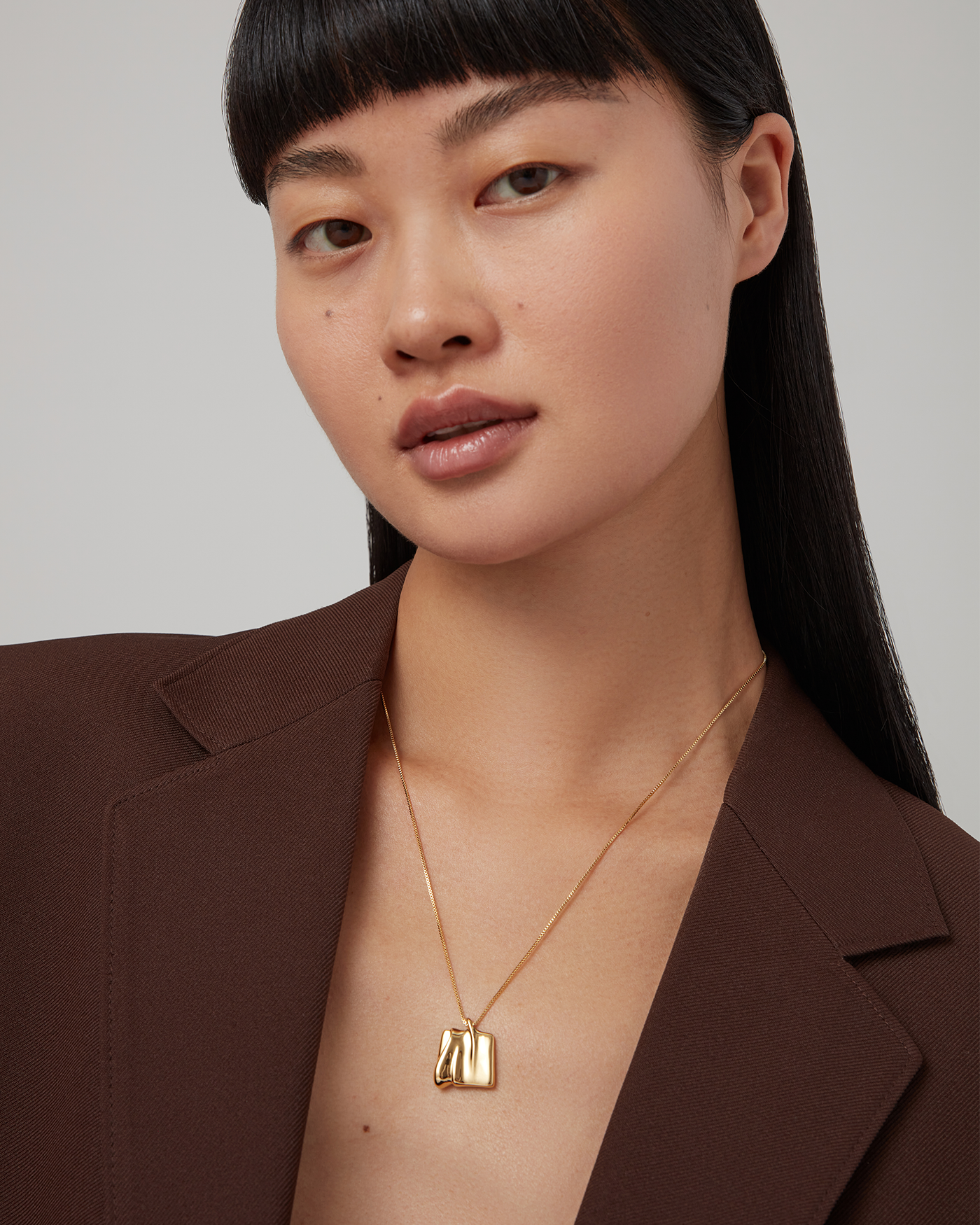Small Sundra Pendant Necklace