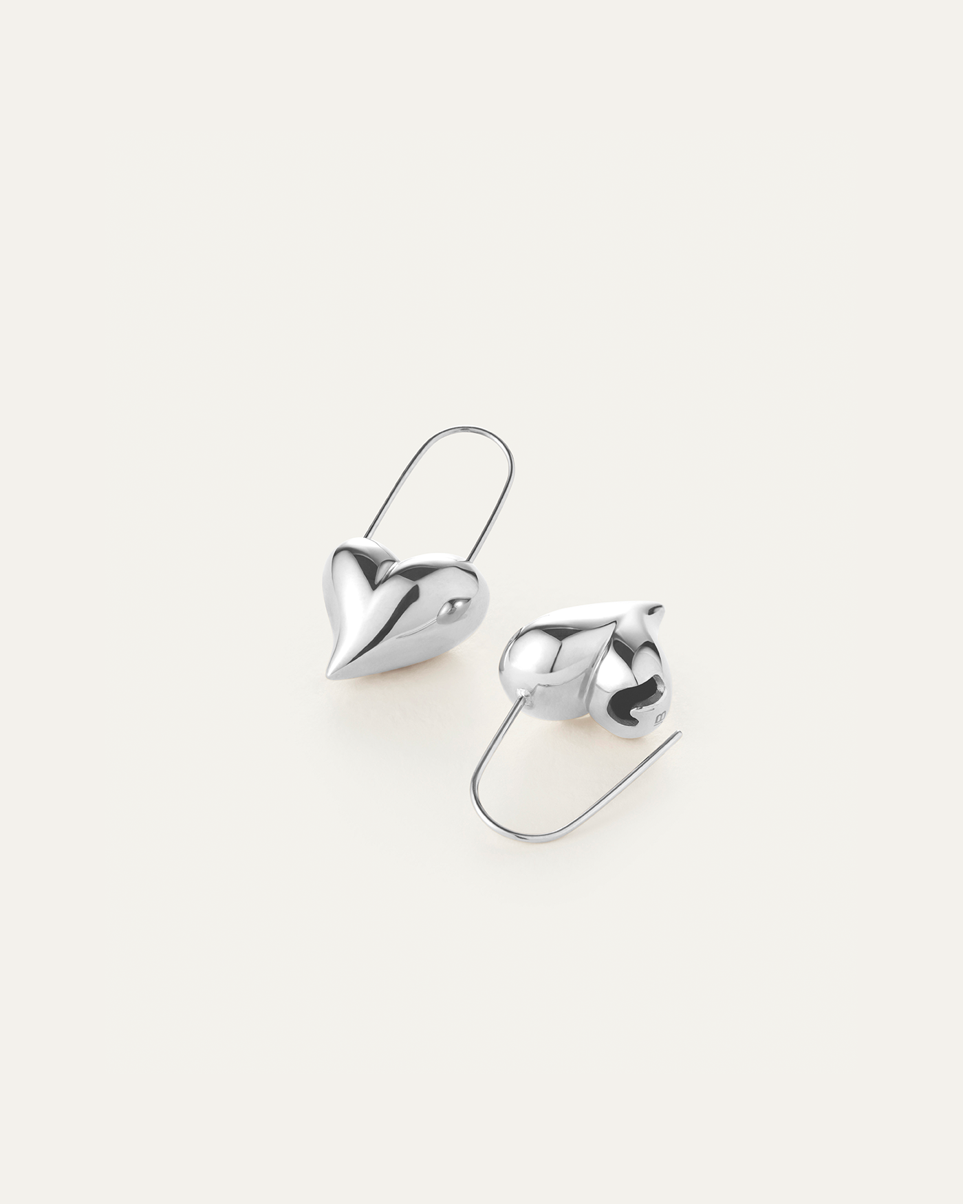 【JENNY BIRD】 ハート ピアス Celeste Heart Earrings Celeste Heart Earrings | Silver Hoops for Women | JENNY BIRD