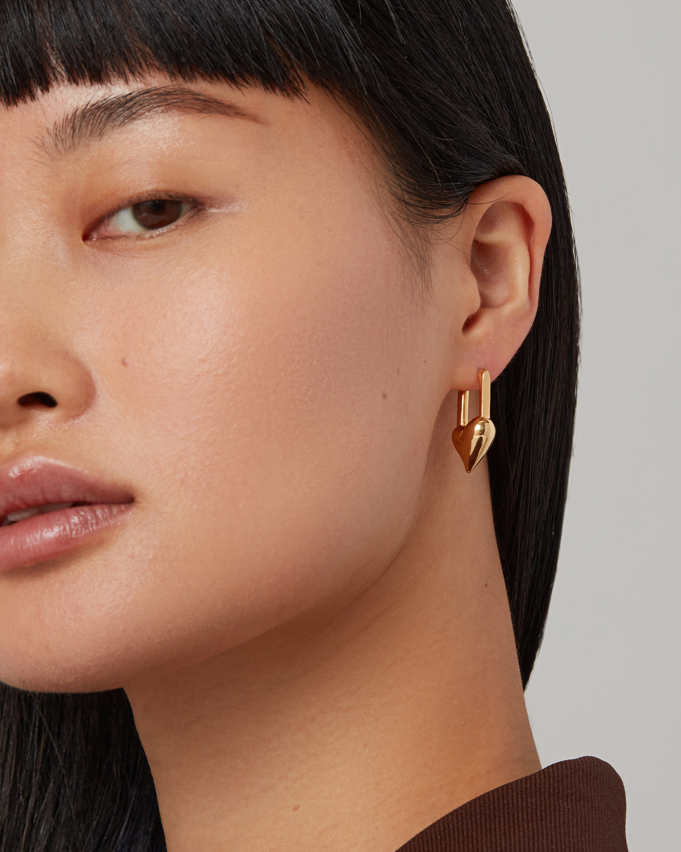 【JENNY BIRD】Padlock ハート ハギーズ フープ ピアス Padlock Heart Huggie Earrings | Gold Heart Hoops | JENNY BIRD