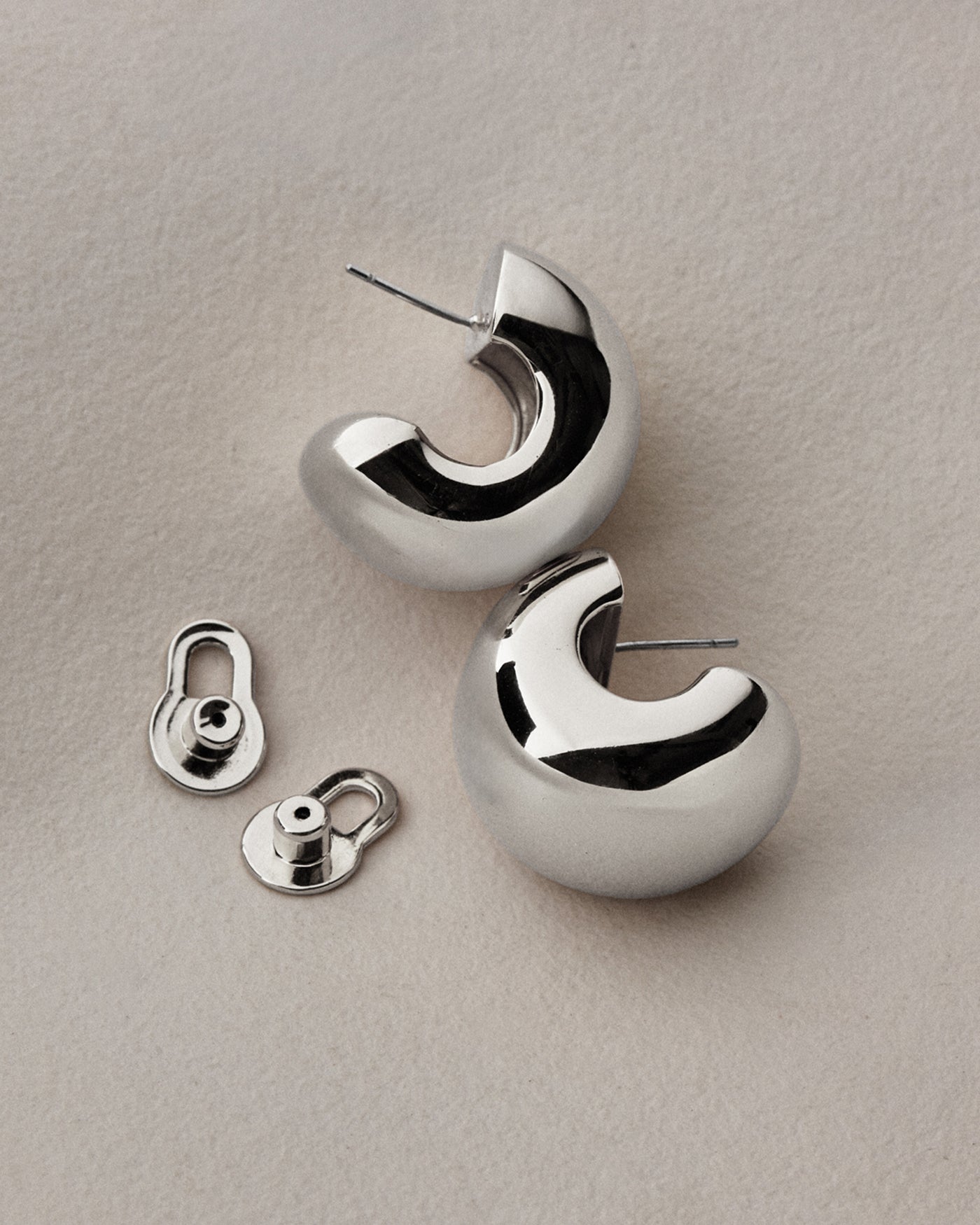 Gemma Hoops | Silver Wide Hoop Earrings | JENNY BIRD