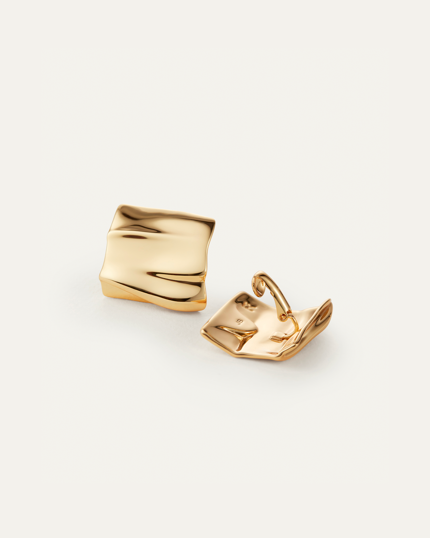 Sundra Clip On Earrings