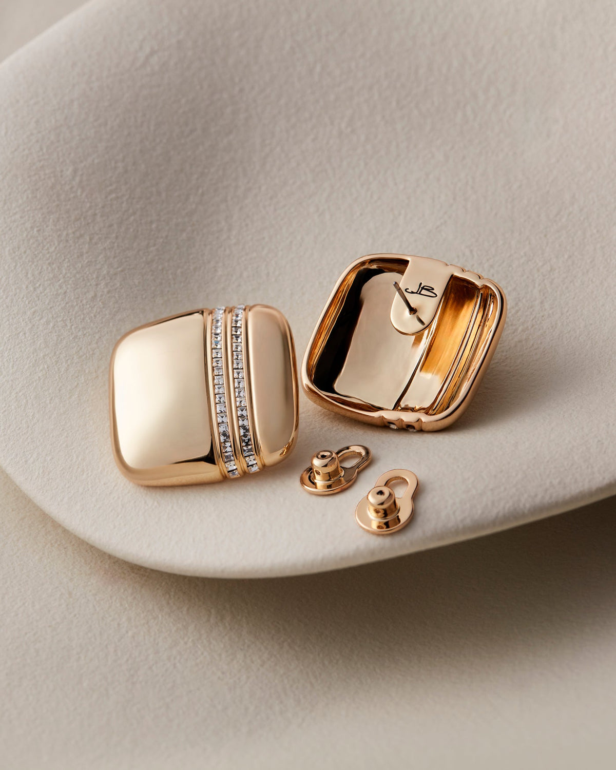 Boston Square Earrings