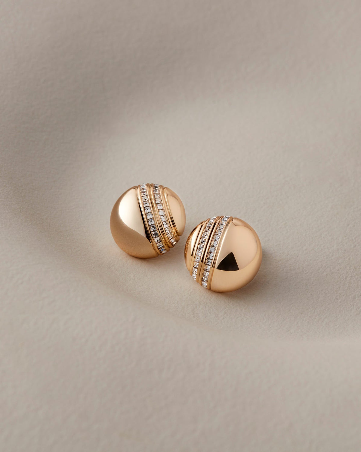 Small Lowe Earrings