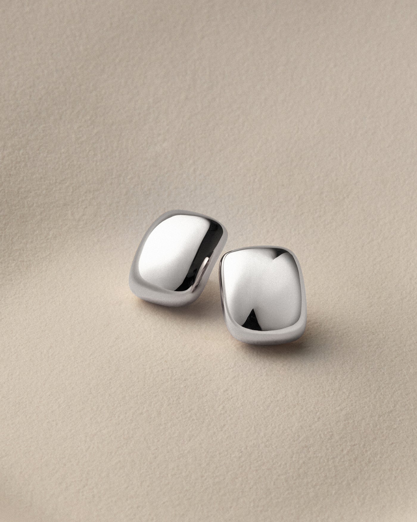 Small Tate Earrings
