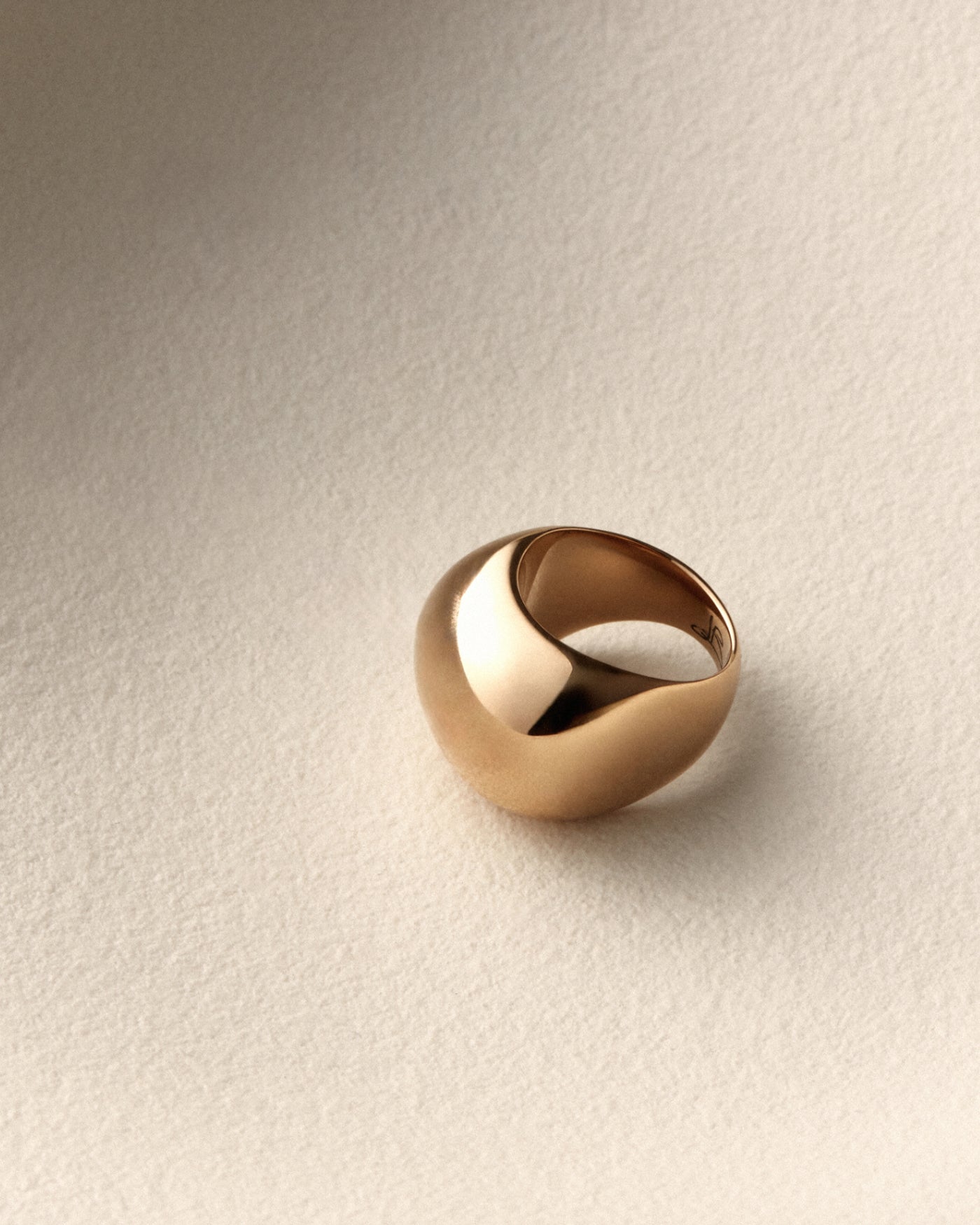 Tate Signet Ring