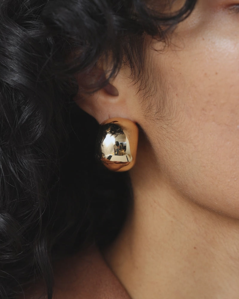 Gemma Hoops, Gold