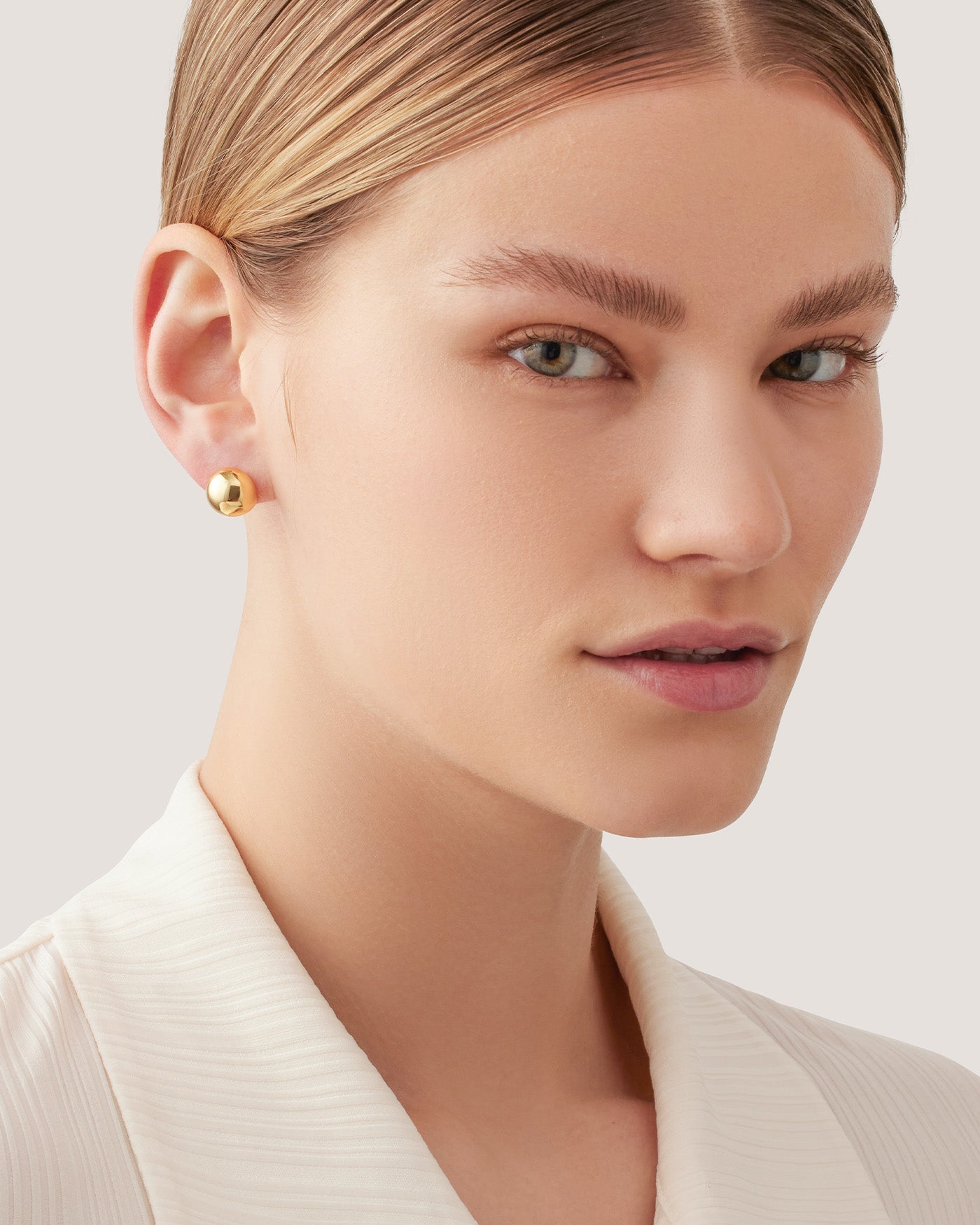 Tiffany HardWear Ball Earrings in Yellow Gold, 8 mm